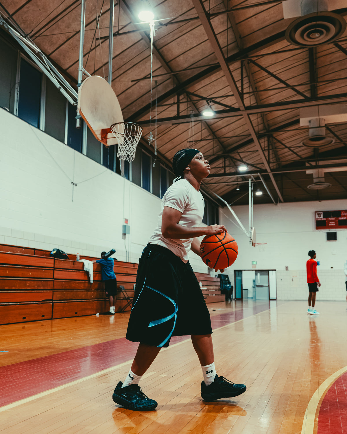 "Signature Sweatshorts" Black